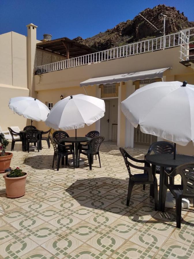 Apartamentos Martell Плая де Сантяго Екстериор снимка