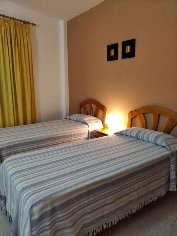 Apartamentos Martell Плая де Сантяго Екстериор снимка