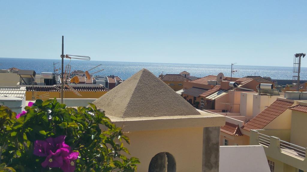 Apartamentos Martell Плая де Сантяго Екстериор снимка